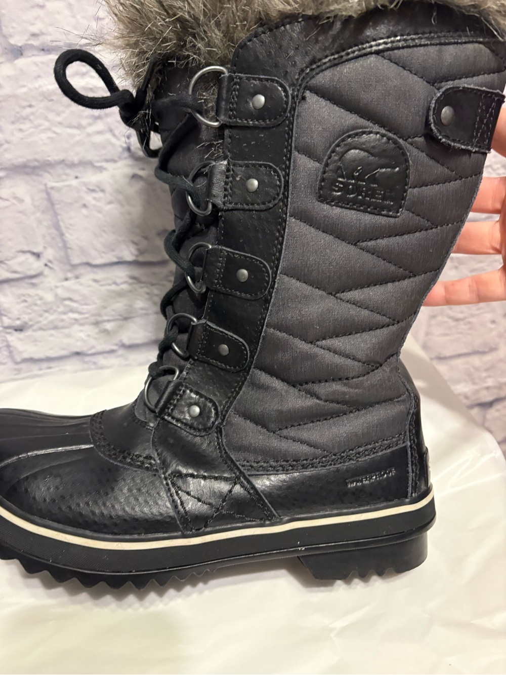 Sorel Women’s Black Faux-Fur Trim Winter Lace-Up Boot Size 6.5 - Picture 5 of 10